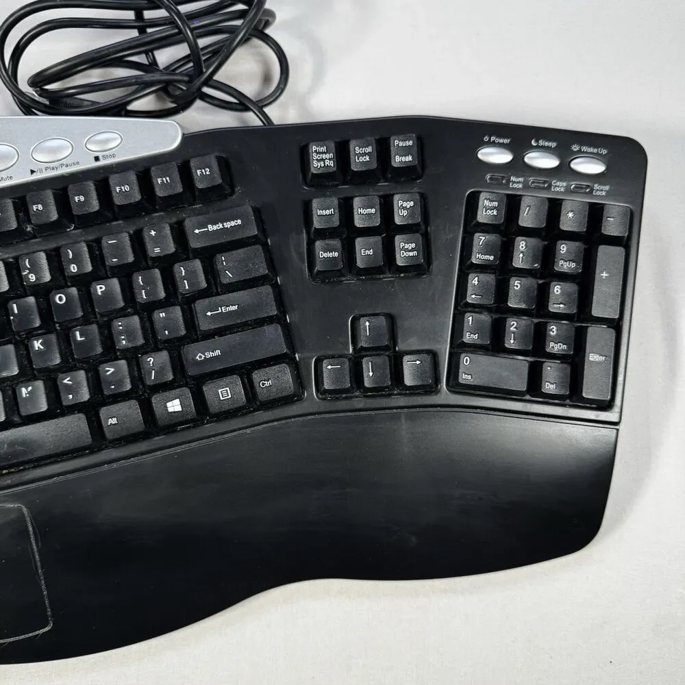 Adesso PCK-208B Ergonomic Wired USB Keyboard - Tested